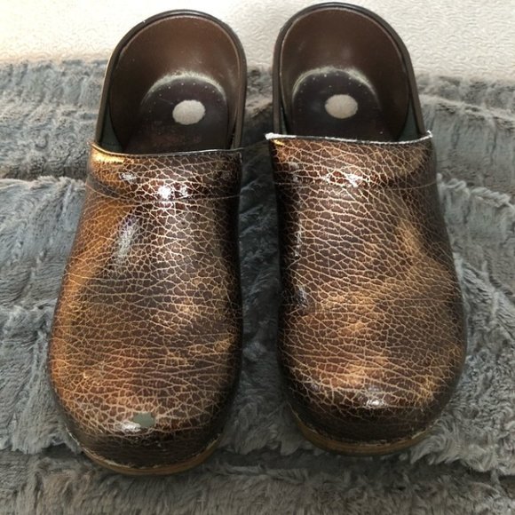 Dansko Brown Metallic Clogs Nursing Shoes: Size 9/40 - Picture 4 of 14